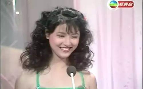 香港明星周海媚结婚吗,香港女神周海媚结婚了吗？